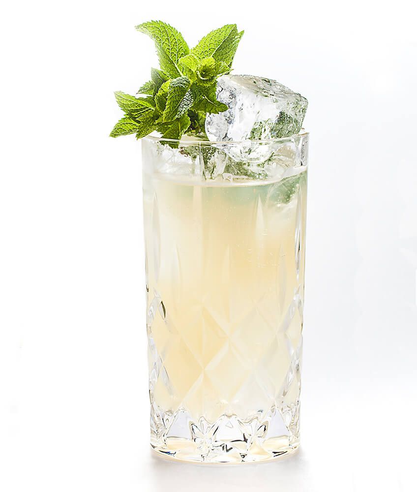 Hazy Lemonade mit THE DUKE Munich Dry Gin