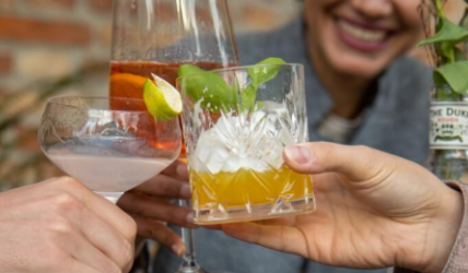 Sommerdrinks & neue Barkarte – THE DUKE Bar