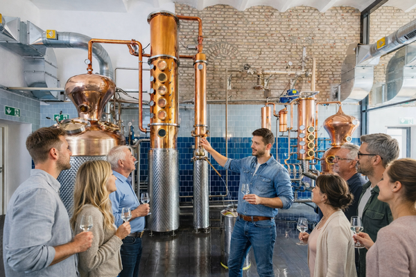 Exklusive Destillerie-Führung
